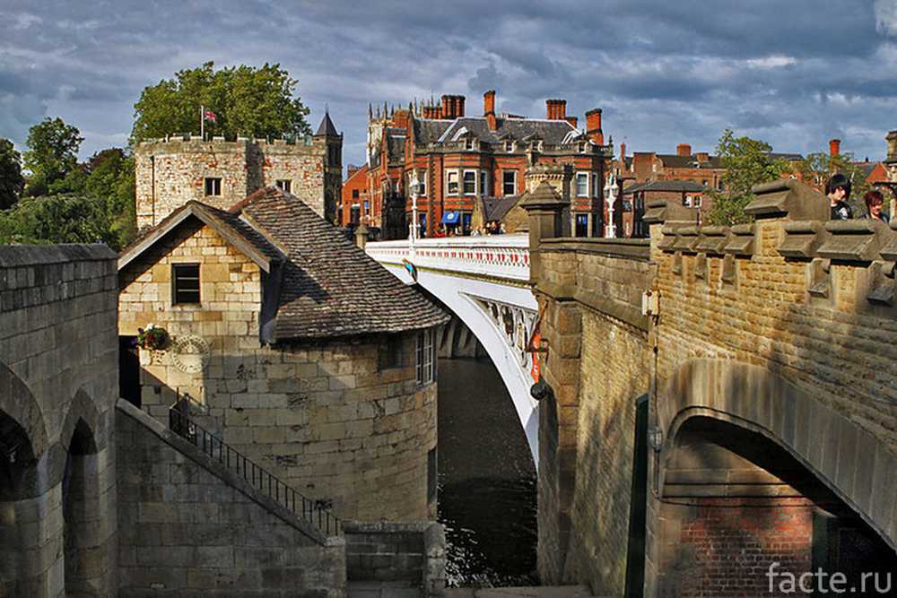 Йорк какой город. Йорк Британия. York город. Город Йорк в средневековье. Йорк достопримечательности.